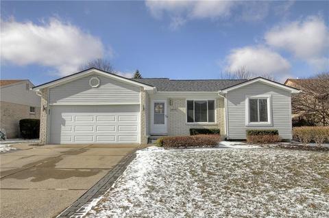 46145 Meadow Ln, Macomb, MI 48044 photo 1