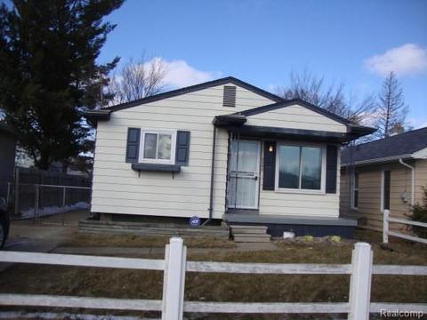 3206 Herrick St, Flint, MI 48503 photo 1