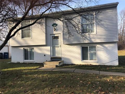7 Plainview Ct, Ann Arbor, MI 48108 photo 1