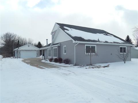12257 W Coldwater Rd, Flushing, MI 48433 photo 1