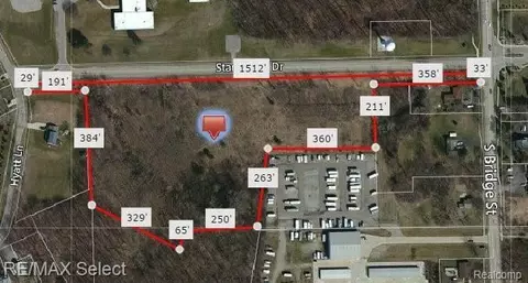 330 Stan Eaton Dr, Linden, MI 48451
