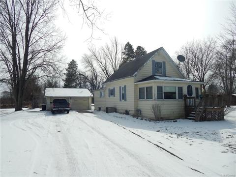 7069 Carpenter Rd, Flushing, MI 48433 photo 1