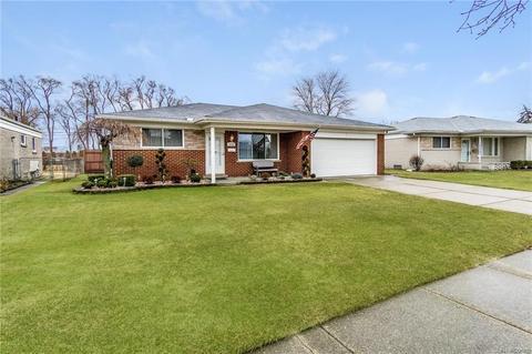 3838 Dwight Dr, Warren, MI 48092 photo 1