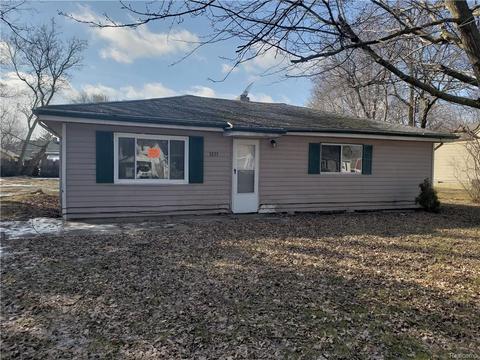 3235 W Mott Ave, Flint, MI 48504 photo 1