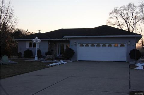 10151 Grafton Rd, Carleton, MI 48117 photo 1
