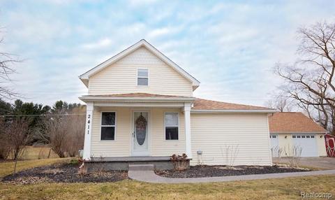 2411 Byron Rd, Howell, MI 48855 photo 1