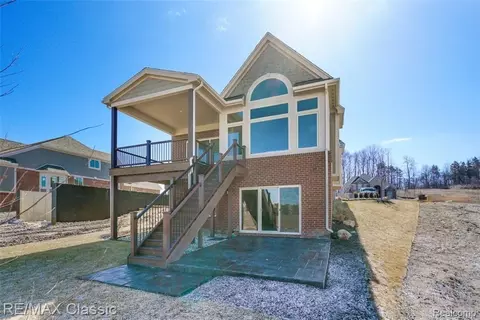 0000 Stoney Pt #5, Green Oak, MI 48178
