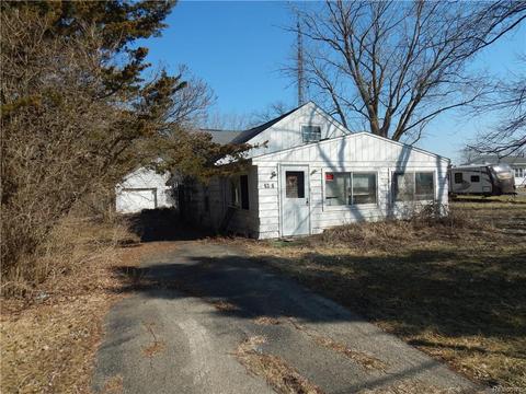 6376 Humphrey Ave, Flushing, MI 48433 photo 1