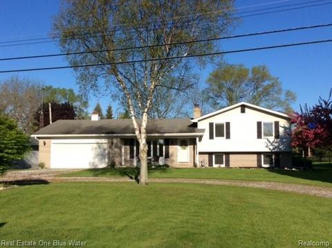 2286 River Rd, Saint Clair, MI 48079 photo 1
