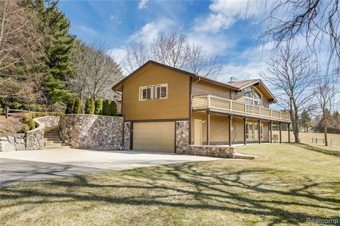 6200 Mack Rd, Howell, MI 48855 photo 1