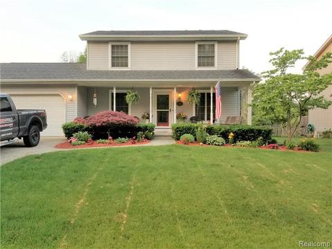 2452 Ava Dr, Howell, MI 48843 photo 1