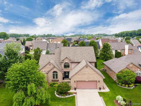 45265 Riverwoods Dr, Macomb, MI 48044 photo 1