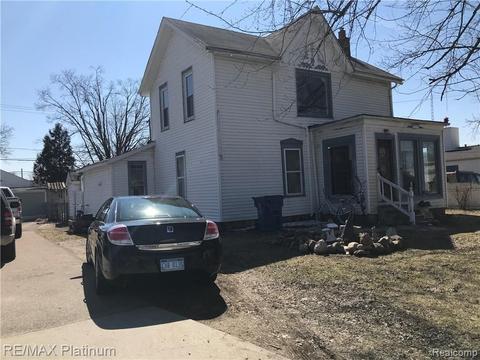 204 E Broad St, Linden, MI 48451 photo 1