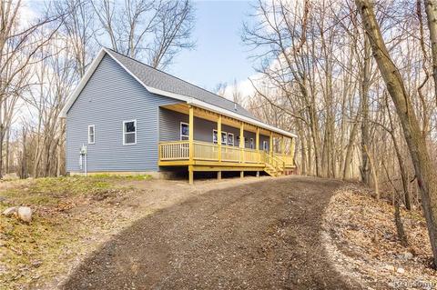3550 Gregory Rd, Gregory, MI 48137 photo 1
