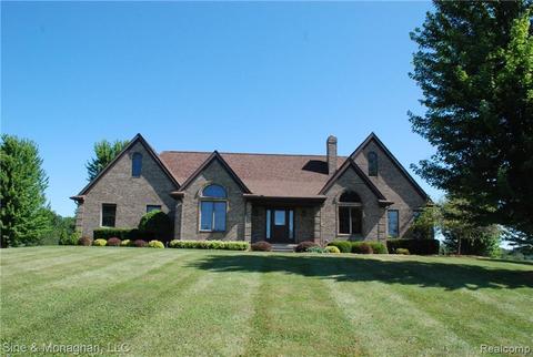 6768 Rattle Run Rd, Saint Clair, MI 48079 photo 1