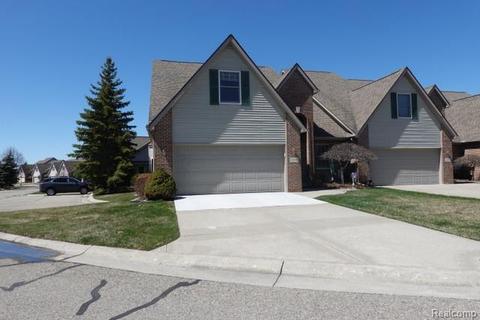 2051 Golfcrest Dr, Davison, MI 48423 photo 1