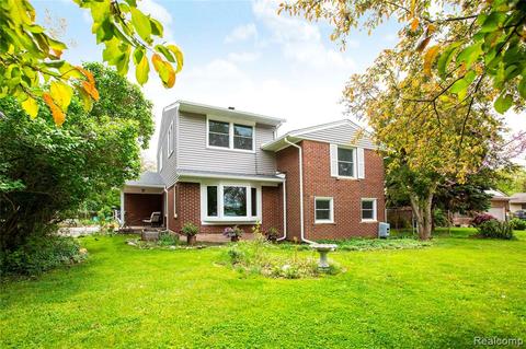 20151 W River Rd, Grosse Ile, MI 48138 photo 1