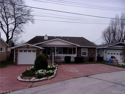 7305 Audubon St, Clay Twp, MI 48001 photo 1