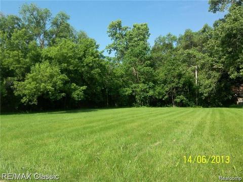 3000 Elizabeth St, Wayne, MI 48184 photo 1