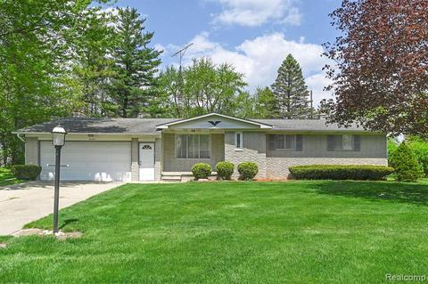 3167 Pinehill Pl, Flushing, MI 48433 photo 1