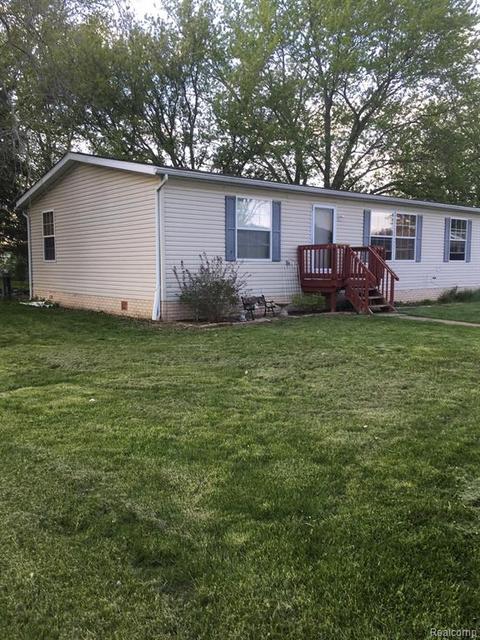 5657 Cherokee Bnd, Howell, MI 48843 photo 1
