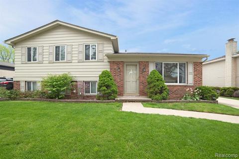 2642 Arrowhead Dr, Troy, MI 48083 photo 1