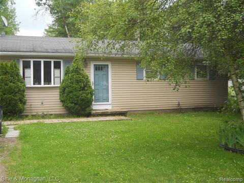 1028 Mill St, Algonac, MI 48001 photo 1
