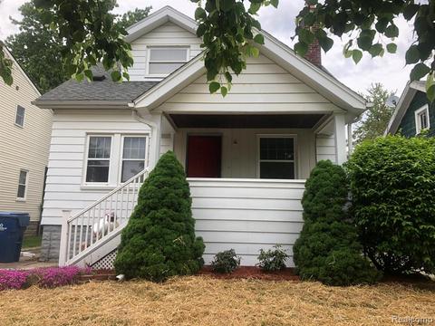 34566 Chestnut St, Wayne, MI 48184 photo 1
