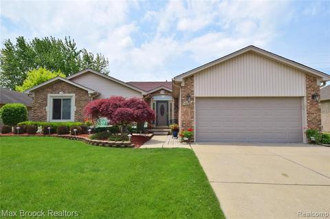 48455 Meadowcrest Dr, Macomb, MI 48044 photo 1