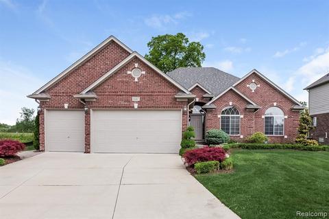 18487 Player Dr, Macomb, MI 48042 photo 1