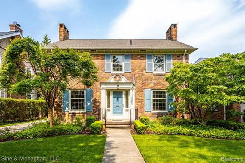 660 Rivard Blvd, Grosse Pointe, MI 48230 photo 1