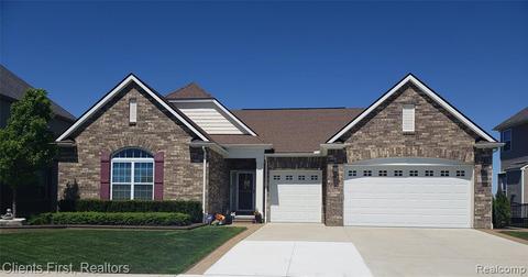 17899 Tiger Dr, Macomb, MI 48042 photo 1