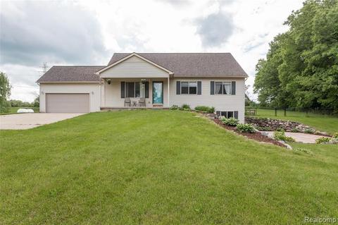 2934 Pingree Rd, Howell, MI 48843 photo 1