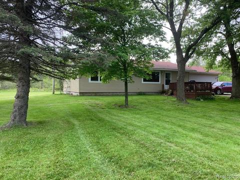 4304 Arnold Rd, Snover, MI 48472 photo 1