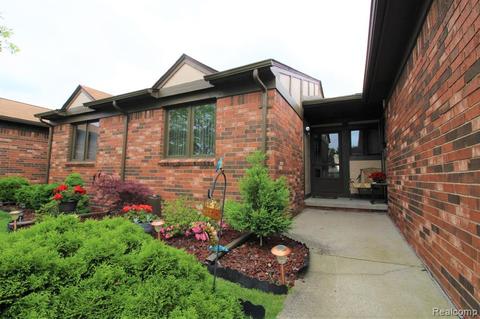 29640 Beech Nut Dr, Warren, MI 48092 photo 1