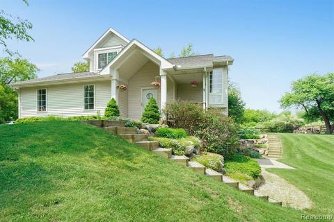 287 E Allen Rd, Howell, MI 48855 photo 1