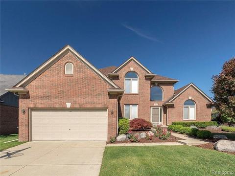 48471 Stoneacre Dr, Macomb, MI 48044 photo 1