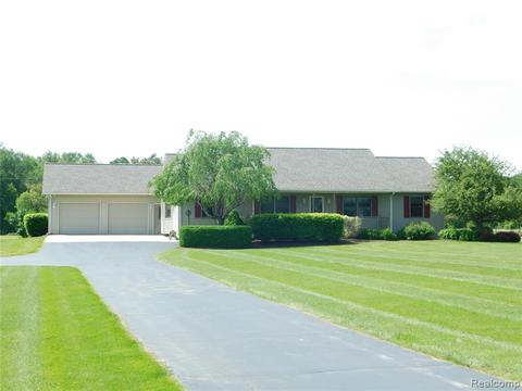 1398 E Beard Rd, Perry, MI 48872 photo 1