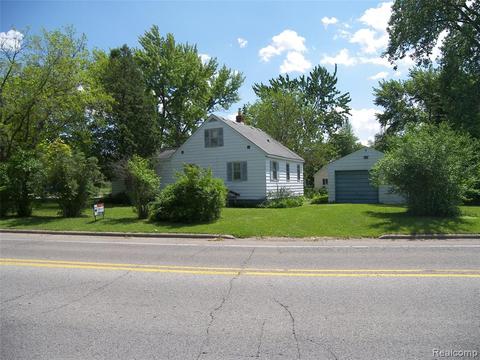 313 Chestnut St, Flushing, MI 48433 photo 1