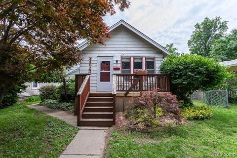 34823 Chestnut St, Wayne, MI 48184 photo 1