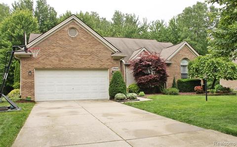 1966 Echo Woods Dr, Canton, MI 48188 photo 1