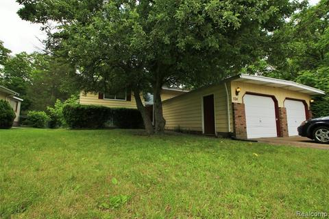 524 Chamberlain St, Flushing, MI 48433 photo 1