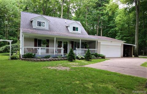 6302 E Frances Rd, Mount Morris, MI 48458 photo 1