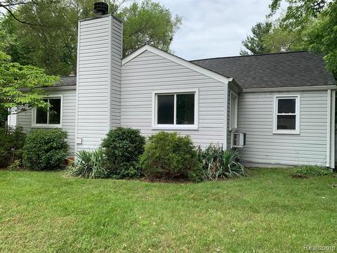 3335 Bart Ave, Warren, MI 48091 photo 1