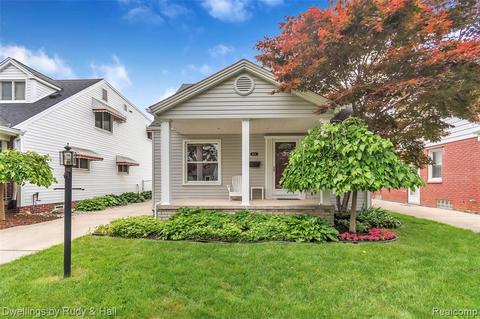3158 Smith St, Dearborn, MI 48124 photo 1