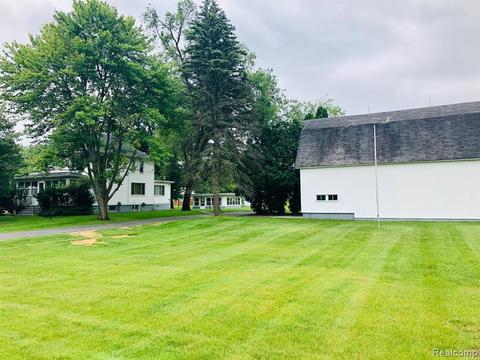 28015 King Rd, Romulus, MI 48174 photo 1