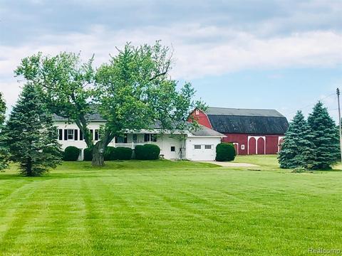 9015 Finzel Rd, Carleton, MI 48117 photo 1