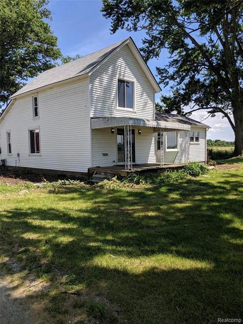 9741 Tuttle Hill Rd, Willis, MI 48191 photo 1