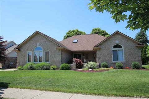 52861 Karon Dr, Macomb, MI 48042 photo 1