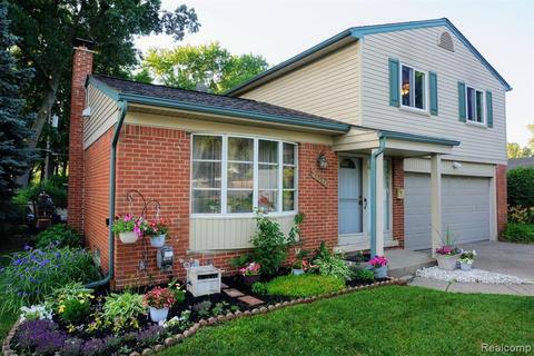 26044 Warner Ave, Warren, MI 48091 photo 1